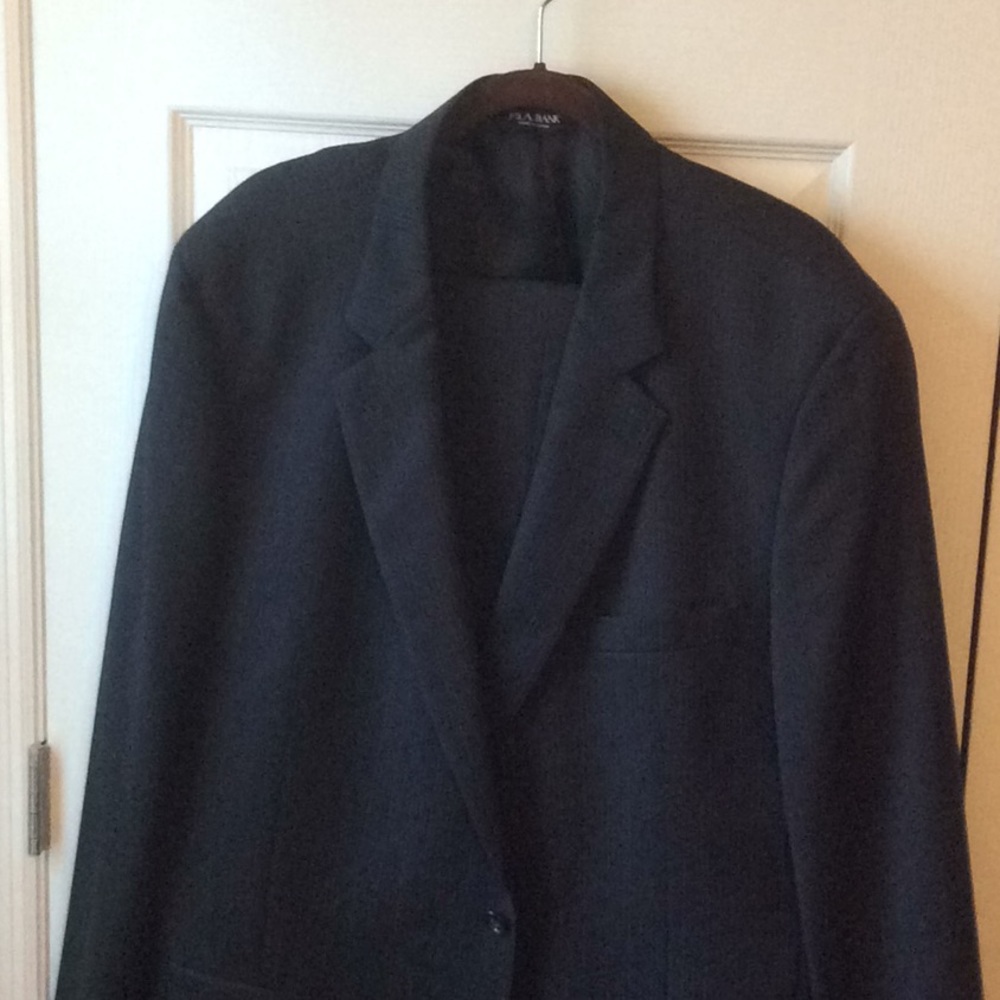 Jos.A.Bank mans suit